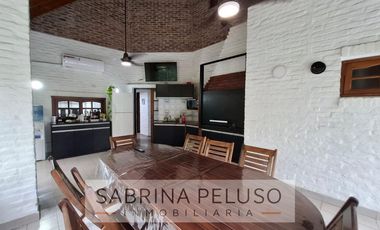 Casa en Canning (E. Echeverria)