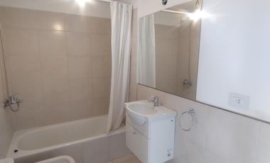 VENTA DEARTAMENTO CON BALCON Y COCHERA, MORON