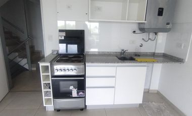 VENTA DEARTAMENTO CON BALCON Y COCHERA, MORON