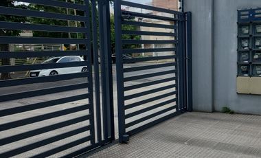 VENTA DEARTAMENTO CON BALCON Y COCHERA, MORON