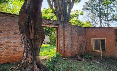 Se vende casa amplia sobre Ruta 12 frente a Mercado Central - Posadas