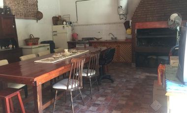 IMPECABLE inmueble apto 2 familias - OPORTUNIDAD!!!