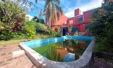 Casa en  Cardenal Fasolino al 800