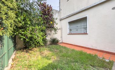 Casa en Venta en Boulogne con Amplio Terreno y Buenos Accesos
