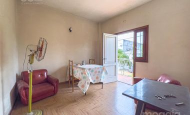 Casa en Venta en Boulogne con Amplio Terreno y Buenos Accesos