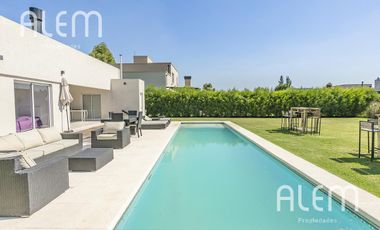 Casa en venta en Don Joaquin, Canning