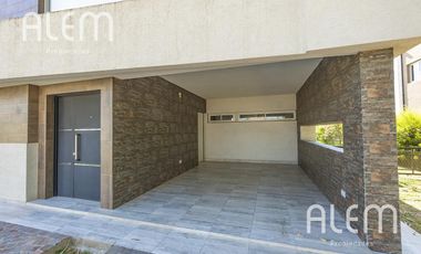 Casa en venta en Don Joaquin, Canning