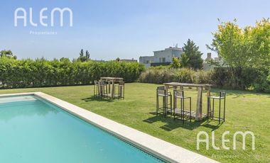 Casa en venta en Don Joaquin, Canning