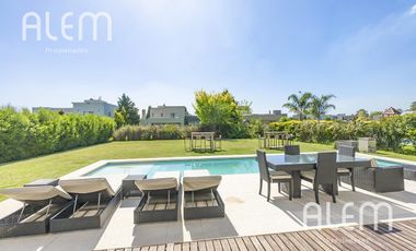 Casa en venta en Don Joaquin, Canning