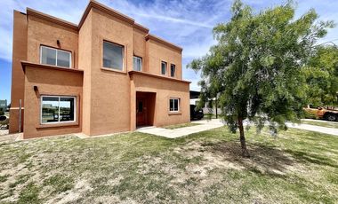 VENTA DE CASA A LA LAGUNA - BARRIO SAN SEBASTIAN AREA 6