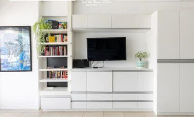 1 AMBIENTE CON MUEBLES Y EQUIPADO!!!