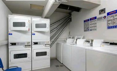 1 AMBIENTE CON MUEBLES Y EQUIPADO!!!