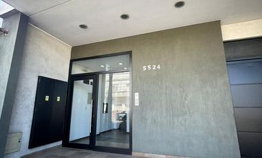 Departamento 4 ambientes con balcón al frente, lavadero y cochera - Wilde