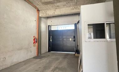 Departamento 4 ambientes con balcón al frente, lavadero y cochera - Wilde