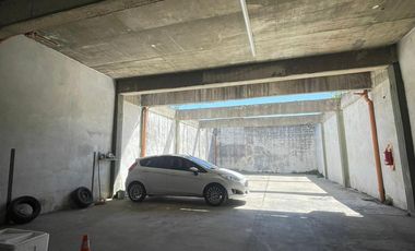 Departamento 4 ambientes con balcón al frente, lavadero y cochera - Wilde