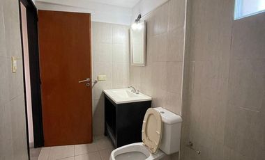 Departamento 4 ambientes con balcón al frente, lavadero y cochera - Wilde