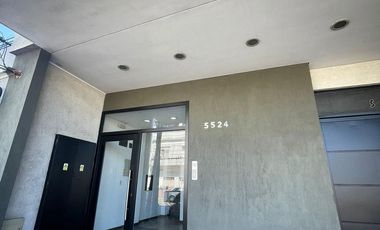 Departamento 4 ambientes con balcón al frente, lavadero y cochera - Wilde