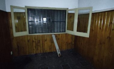 CASA DE 2 DORMITORIOS EN LACALLE BLASCO IBAÑEZ A MTS DE BYNNON