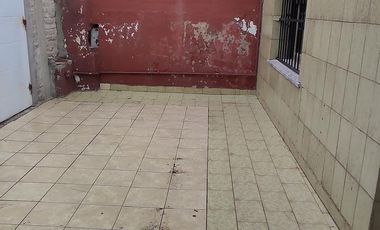 CASA DE 2 DORMITORIOS EN LACALLE BLASCO IBAÑEZ A MTS DE BYNNON