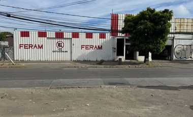 ARRIENDO LOCAL COMERCIAL, CON SALA DE VENTAS Y OFICINAS, PAI
