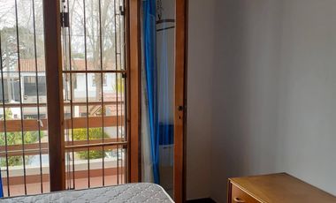 Casa en venta - 4 Dormitorios 2 Baños - Cochera - 137Mts2 - Santa Teresita