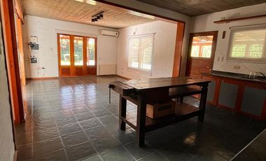 Casa en venta y alquiler en Villa Allende golf