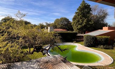 Casa en venta y alquiler en Villa Allende golf