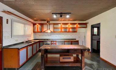 Casa en venta y alquiler en Villa Allende golf