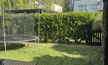 Casa tipo duplex de 4 amb  en venta en El Sendero - Nordelta