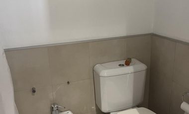Casa tipo duplex de 4 amb  en venta en El Sendero - Nordelta