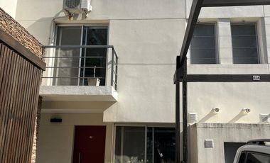 Casa tipo duplex de 4 amb  en venta en El Sendero - Nordelta