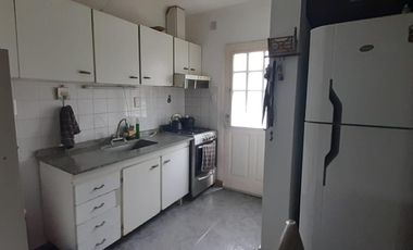 Casa en  Champagnat 2305
