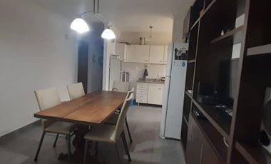 Casa en  Champagnat 2305