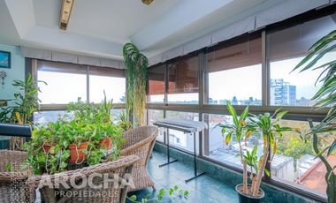 Departamento en Quilmes 4 dormitorios con 2 cocheras piso 5