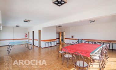 Departamento en Quilmes 4 dormitorios con 2 cocheras piso 5