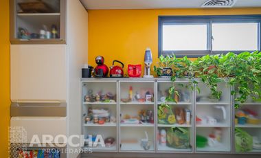 Departamento en Quilmes 4 dormitorios con 2 cocheras piso 5