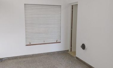 PH en venta - 2 Dormitorios 1 Baño - Cochera - 115Mts2 - Tolosa