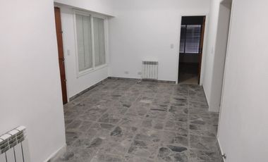 PH en venta - 2 Dormitorios 1 Baño - Cochera - 115Mts2 - Tolosa