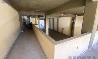 Alquiler Edificio Comercial - Local en  San Miguel
