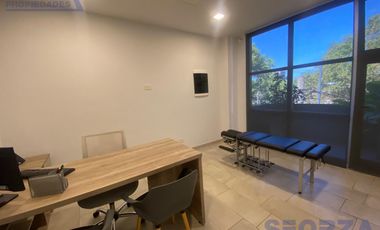 Alquiler Edificio Comercial - Local en  San Miguel