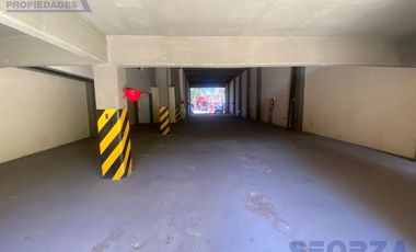 Alquiler Edificio Comercial - Local en  San Miguel
