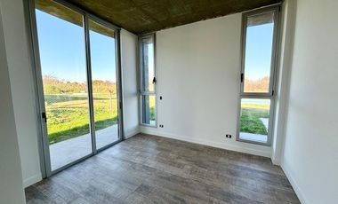VENTA DE CASA EN SAN SEBASTIAN - AREA 2 GOLF - 4 AMBIENTES