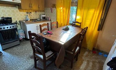 Casa en  Venta - Avellaneda e Italia