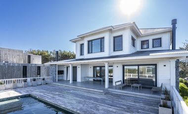 Casa en Venta - Barrio Marítimo I Lote 65 de Costa Esmeralda - Con vista al mar