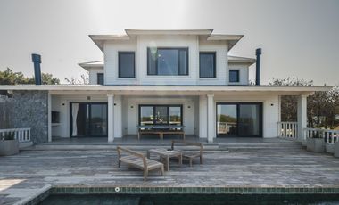 Casa en Venta - Barrio Marítimo I Lote 65 de Costa Esmeralda - Con vista al mar