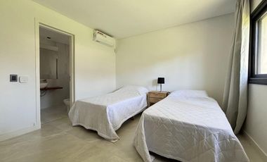 Casa en Venta - Barrio Marítimo I Lote 65 de Costa Esmeralda - Con vista al mar