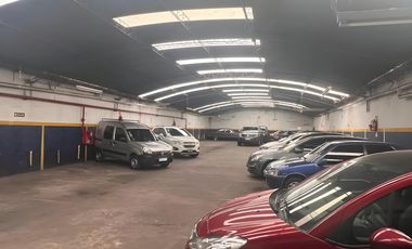 DEPOSITO / GALPON EN ALQUILER - AV. 9 DE JULIO Y AUTOPISTA