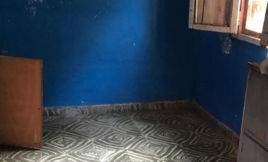 Casa de 3 ambientes y amplio lote con local en venta en Guernica