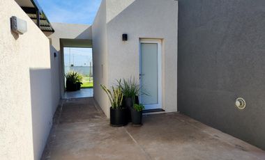 Casa 2 dormitorios. Jardines de Esther, Pueblo Esther