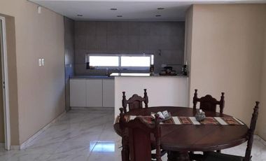 Venta Casa Quinta en Jorge Newbery Sauce Viejo
